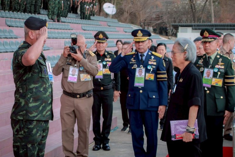 Princess Sirindhorn observes cadet field training in Lopburi