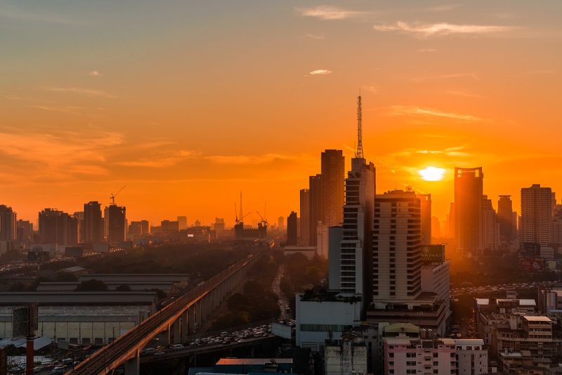 British Tourist Dies, Girlfriend Fights for Life After Alleged Drink Spiking in Bangkok