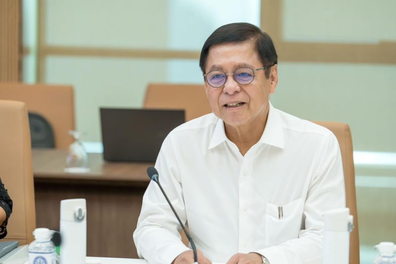 Thailand plans to cut visa-free stay for foreigners from 60 to 30 days