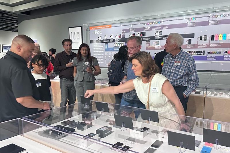 If you live in Georgia, there’s a new exhibit you can visit celebrating Apple’s 50th anniversary