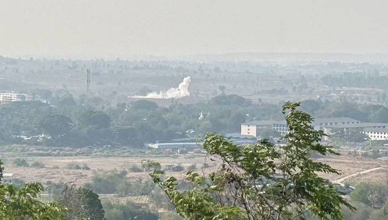 Thai troops fire warning shots after stray bullets from Myanmar hit Mae Sot